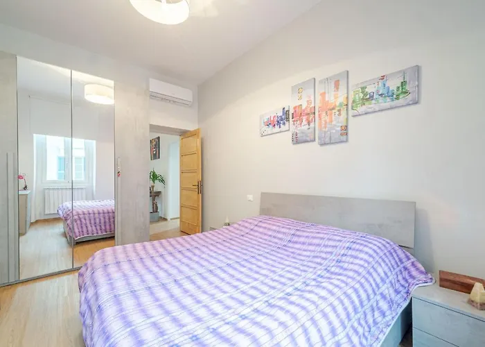 Bright Apartment A Few Steps From Via Garibaldi